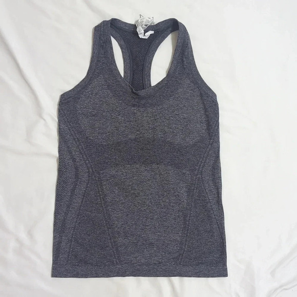 Athleta Momentum Tank Top, Color Gray Size M - Picture 3 of 15